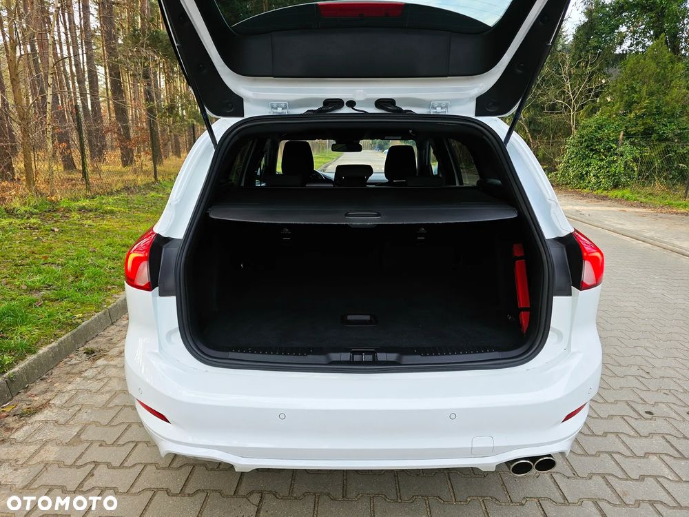 Ford Focus 1.5 EcoBoost ST-Line - 20