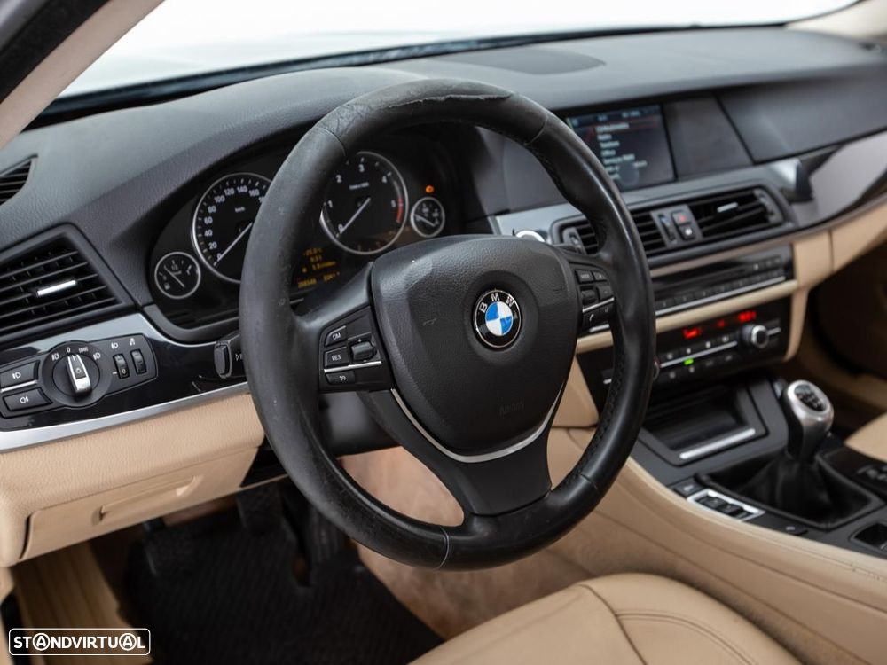 BMW 520 - 13