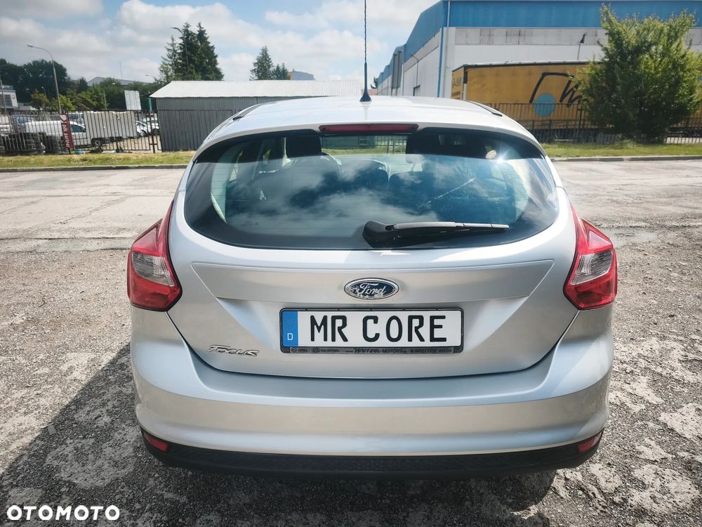 Ford Focus - 10