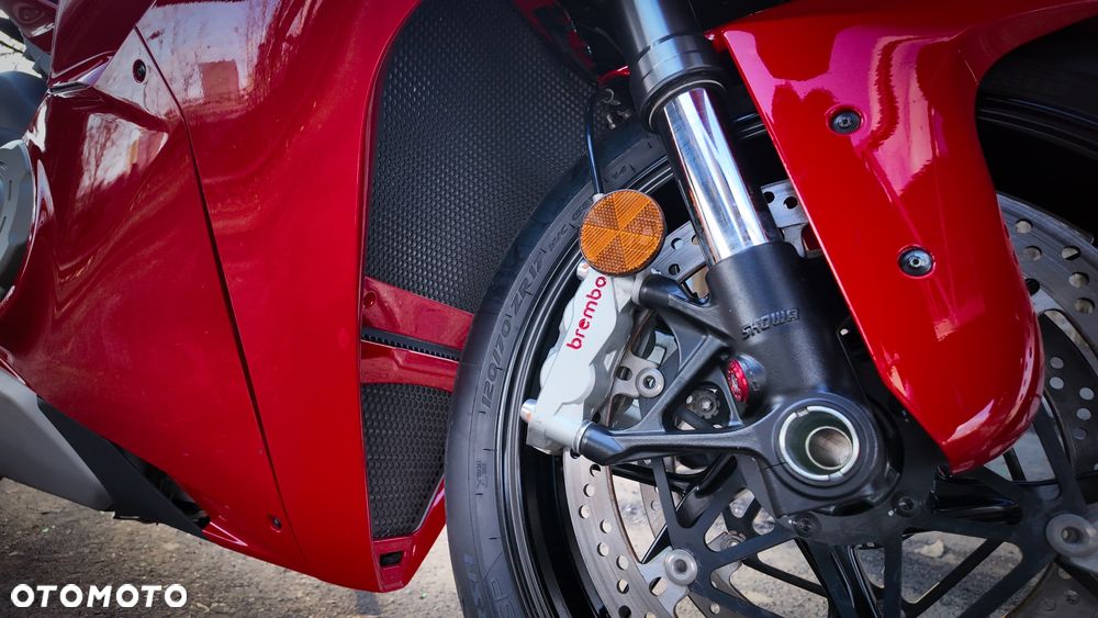 Ducati Panigale V4 - 4