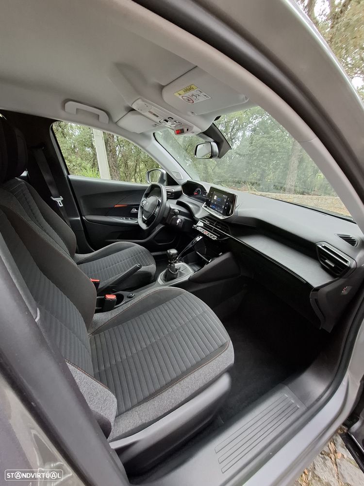 Peugeot 2008 1.2 PureTech Active Pack - 12