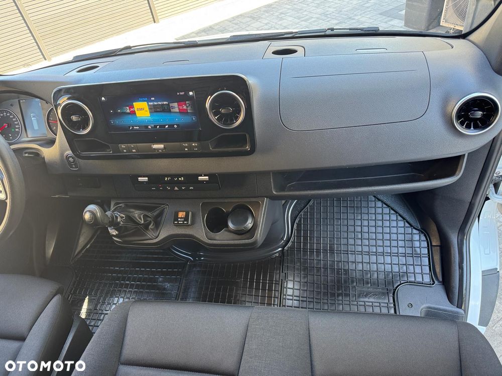 Mercedes-Benz Sprinter 317 LONG FAKTURA VAT23% RAMPA HAK 3500KG WEBASTO - 28