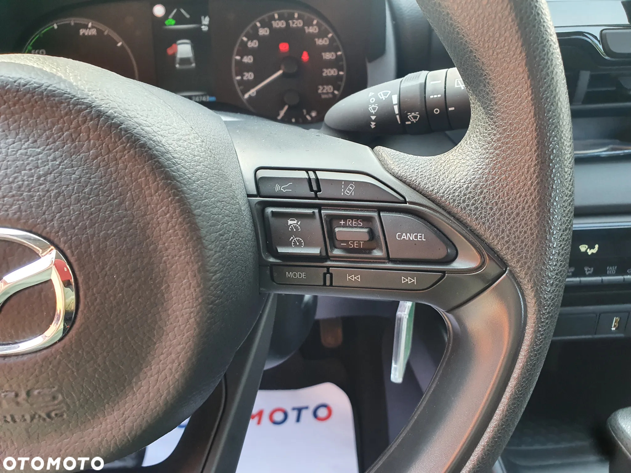 Mazda 2 - 18