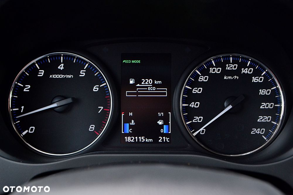 Mitsubishi Outlander 2.0 2WD Diamant - 18