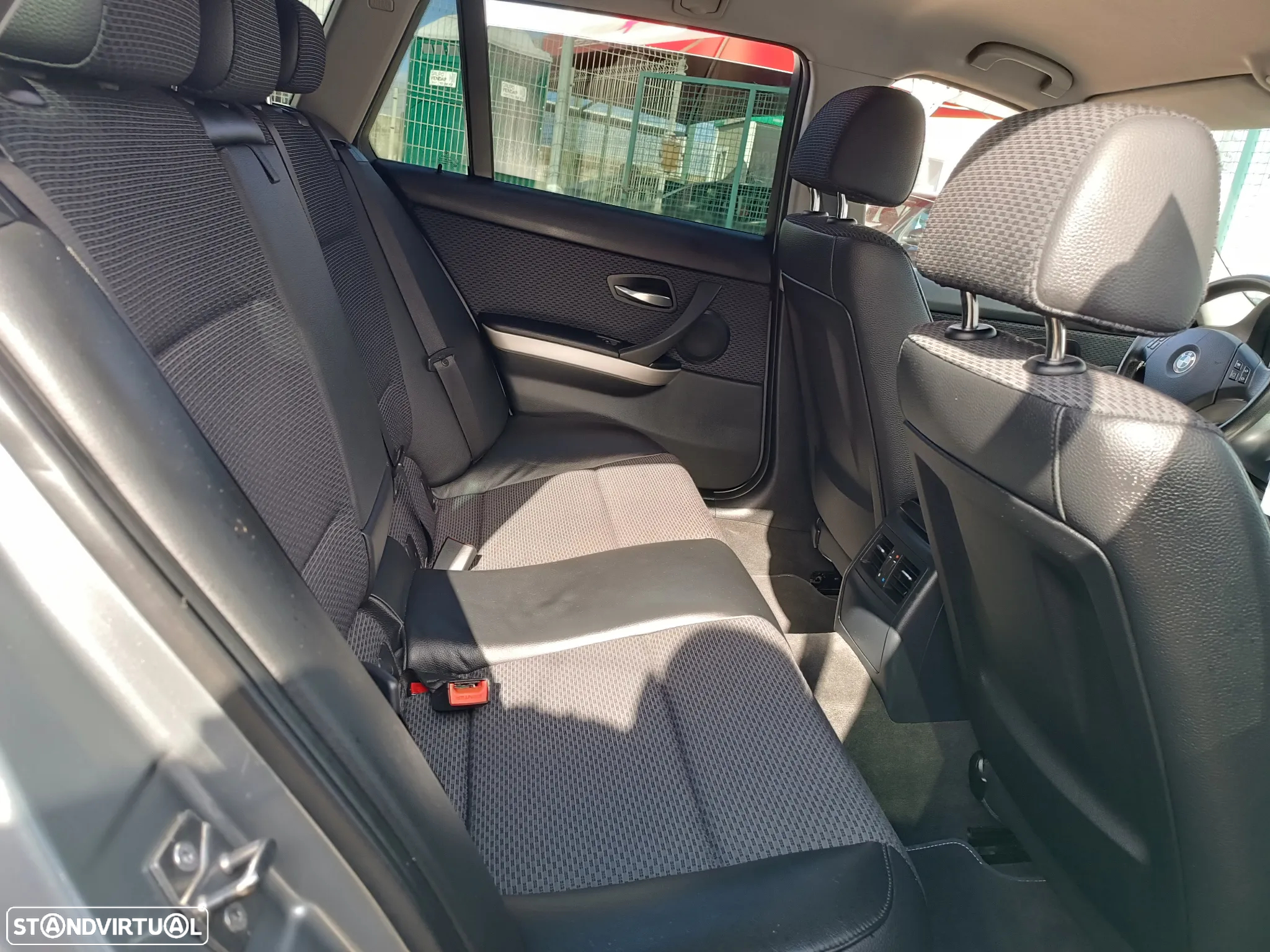 BMW 316 d Touring - 22