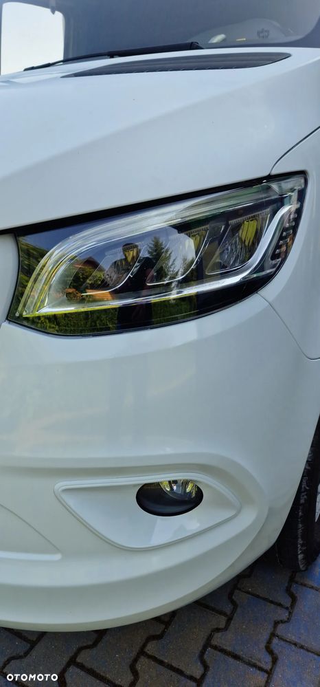 Mercedes-Benz Sprinter - 12