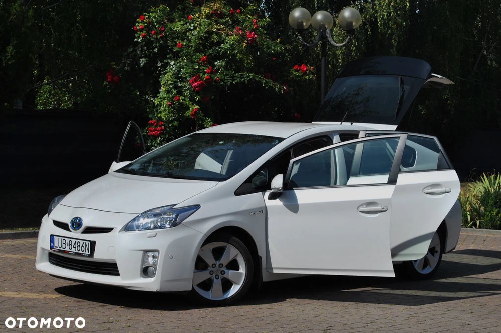 Toyota Prius (Hybrid) Comfort - 19