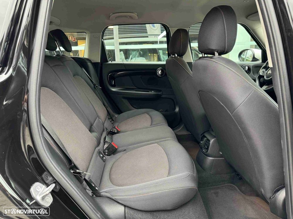MINI Countryman Cooper SE ALL4 Auto - 18