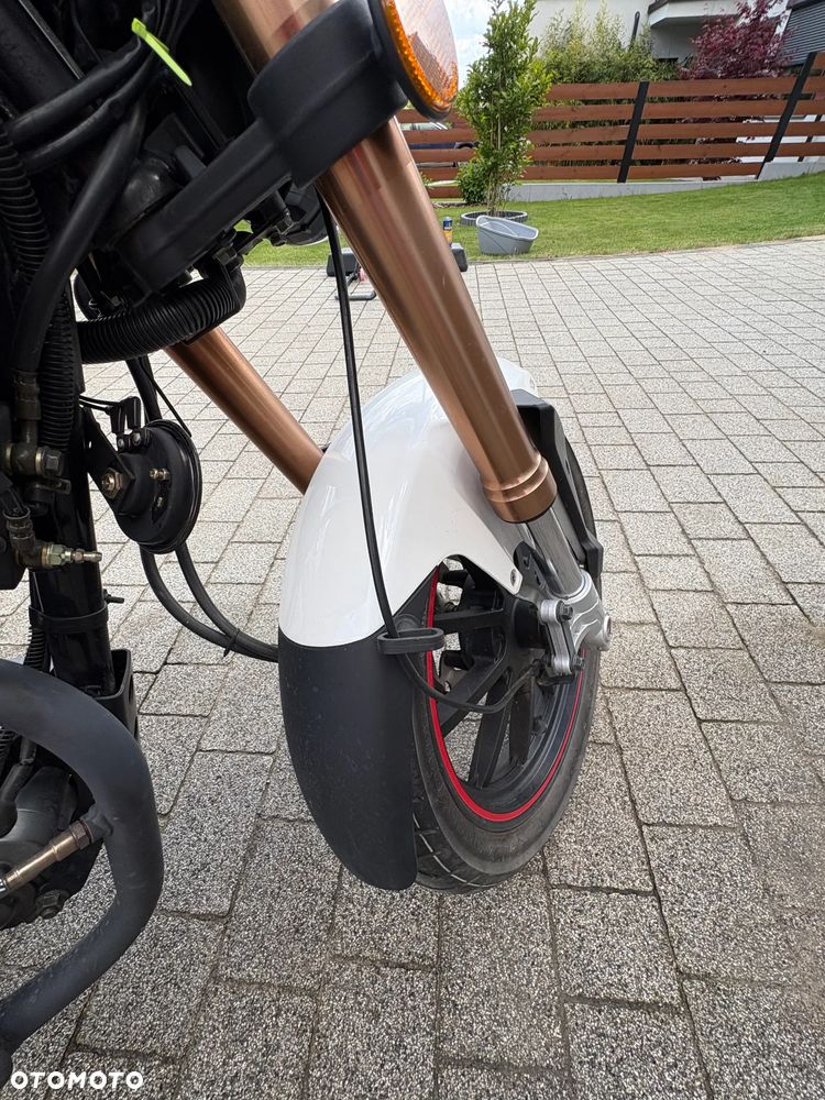 Keeway RKS 125 - 10
