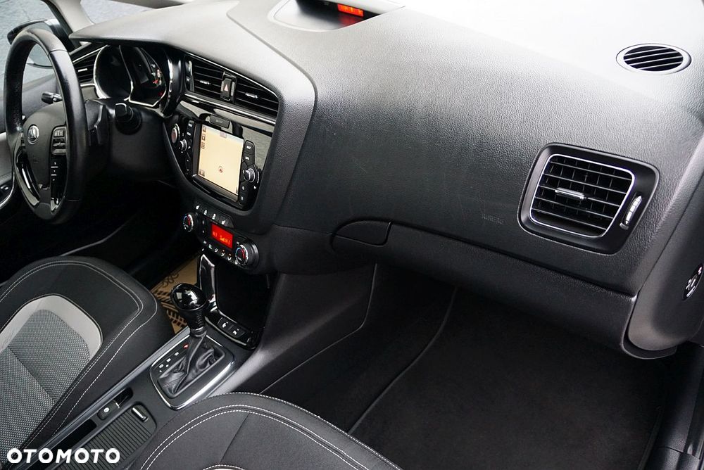 Kia Ceed 1.6 CRDi 136 DCT ISG Platinum Edition - 11