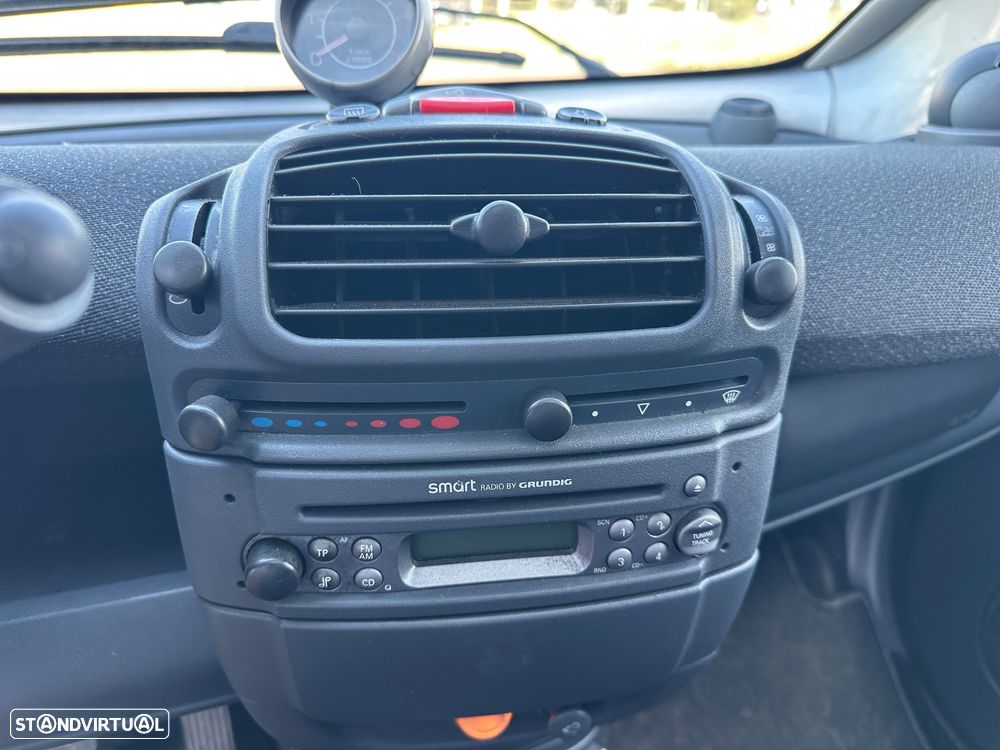 Smart ForTwo Coupé softtouch passion cdi - 14