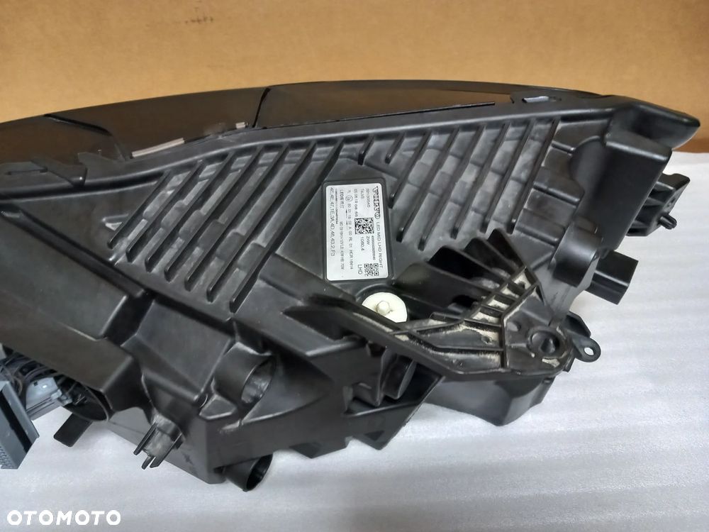 Lampa VOLVO XC60 II FULL LED 32133545 przód/przednia prawa Warszawa - 15