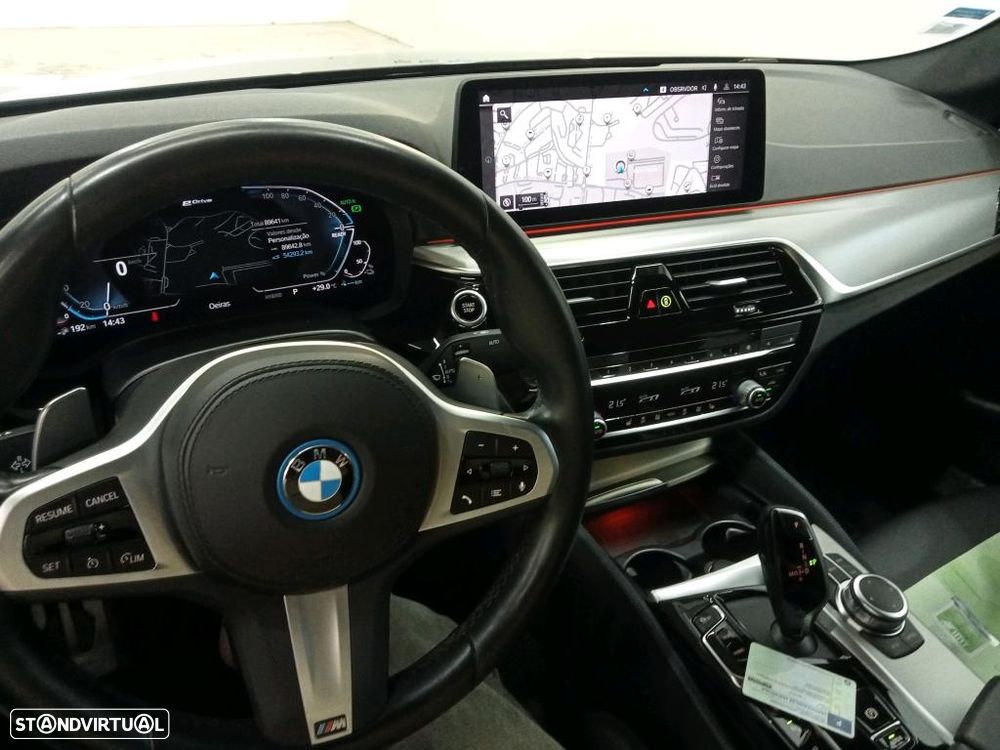 BMW 530 e - 9