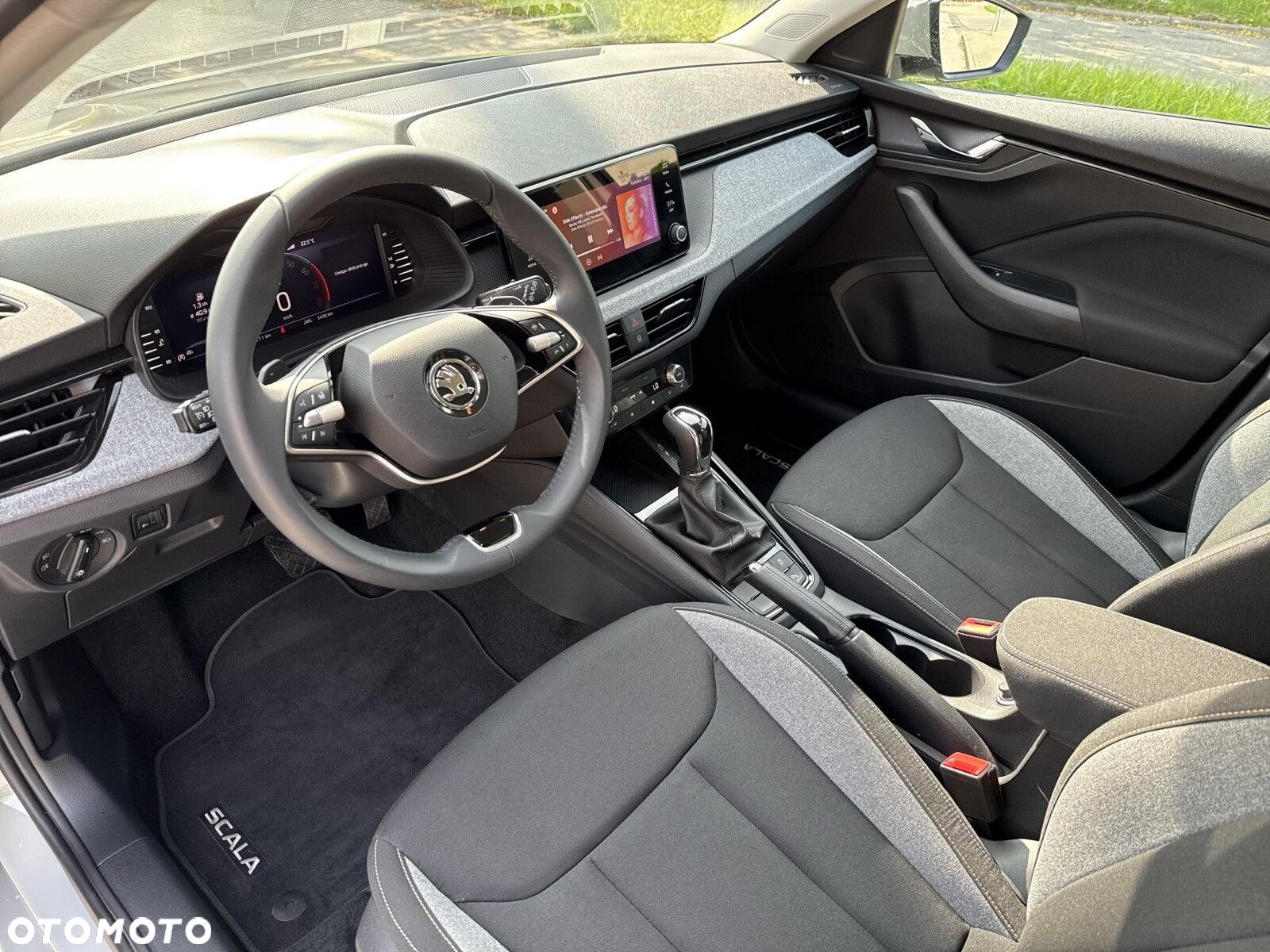 Skoda Scala 1.5 TSI Selection DSG - 10