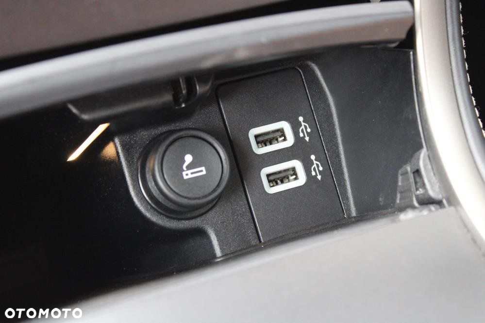 Ford S-Max - 20