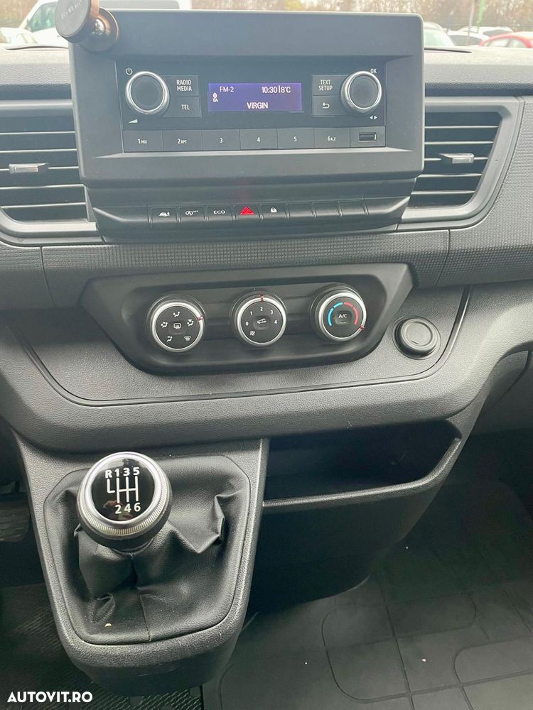 Renault Trafic Combi 2.0 Blue dCi 110 S&S L1 8+1 Life - 13