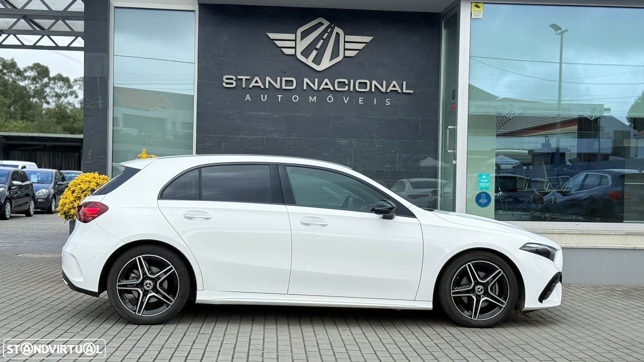 Mercedes-Benz A 200 AMG Line - 5