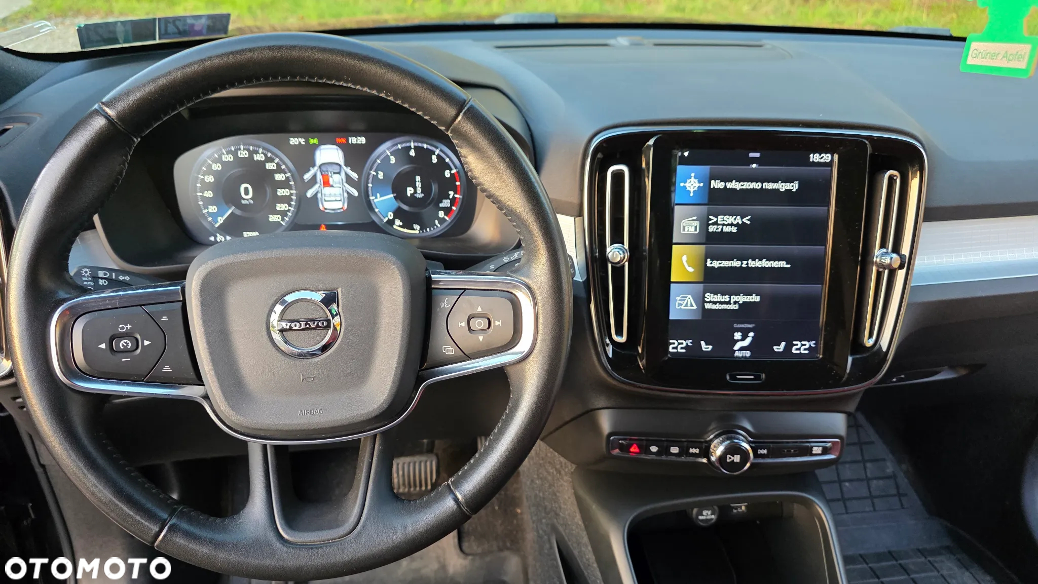 Volvo XC 40 - 38