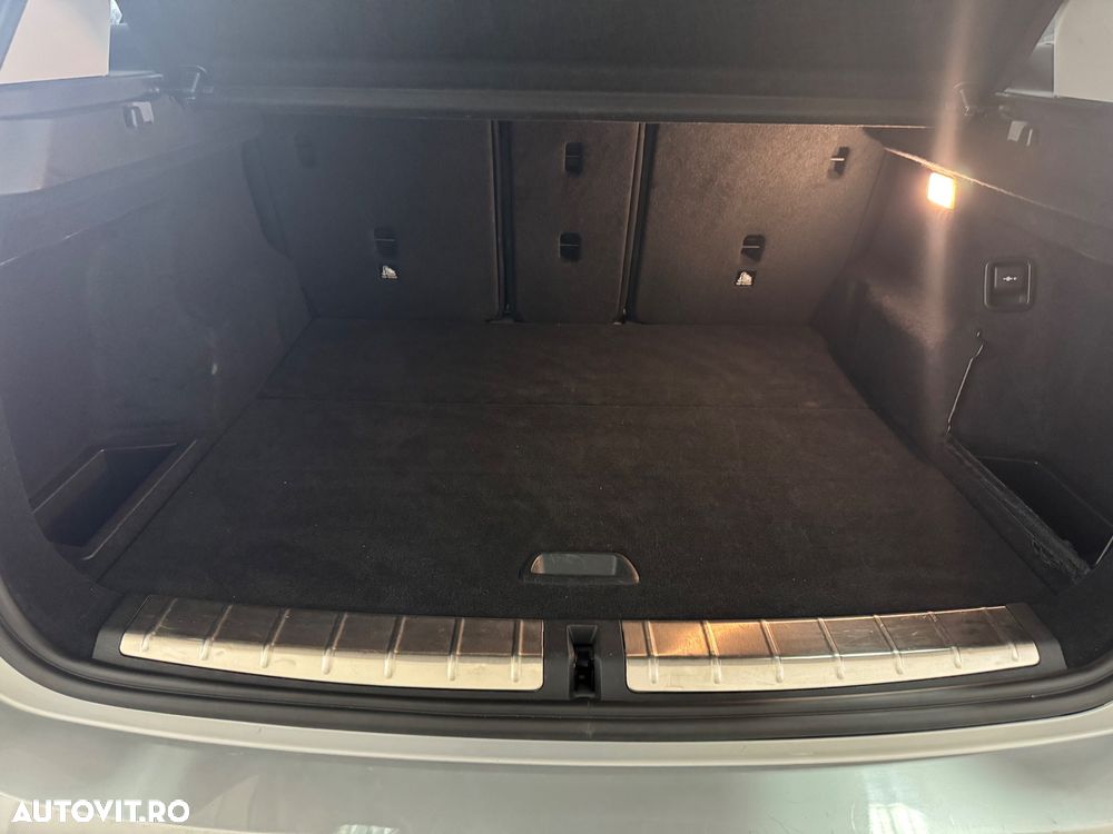 BMW X1 xDrive18d Aut. Sport Line - 18