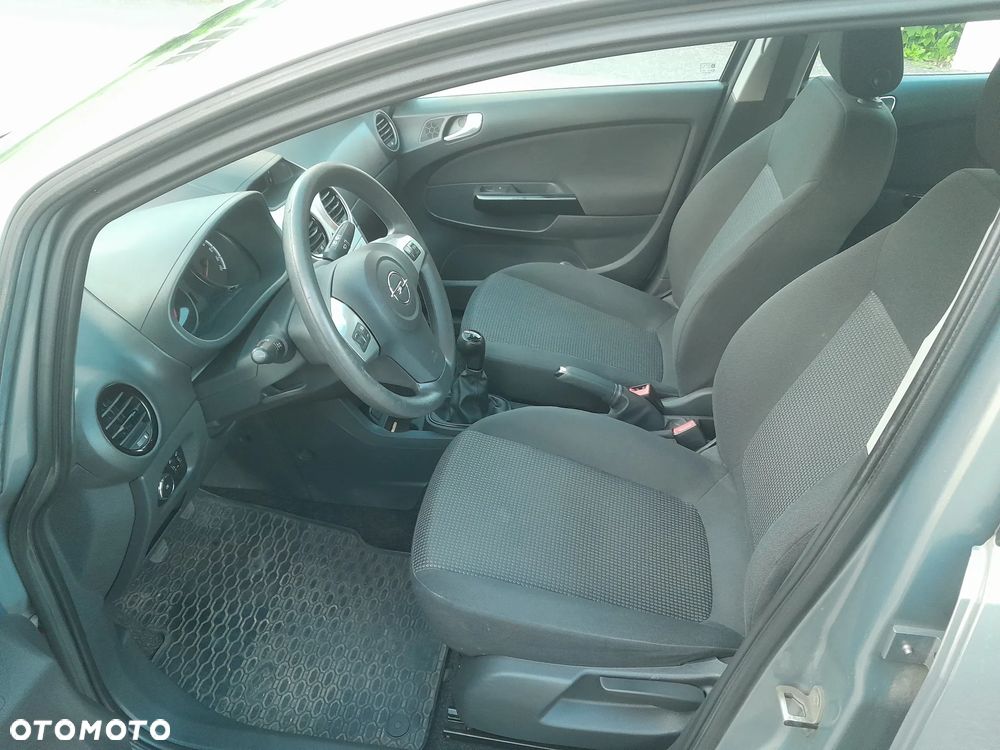 Opel Corsa - 12