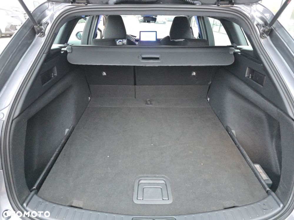 Toyota Corolla 1.8 Hybrid Comfort - 28