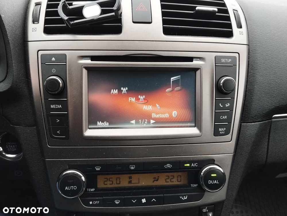 Toyota Avensis 2.0 D-4D Premium - 10