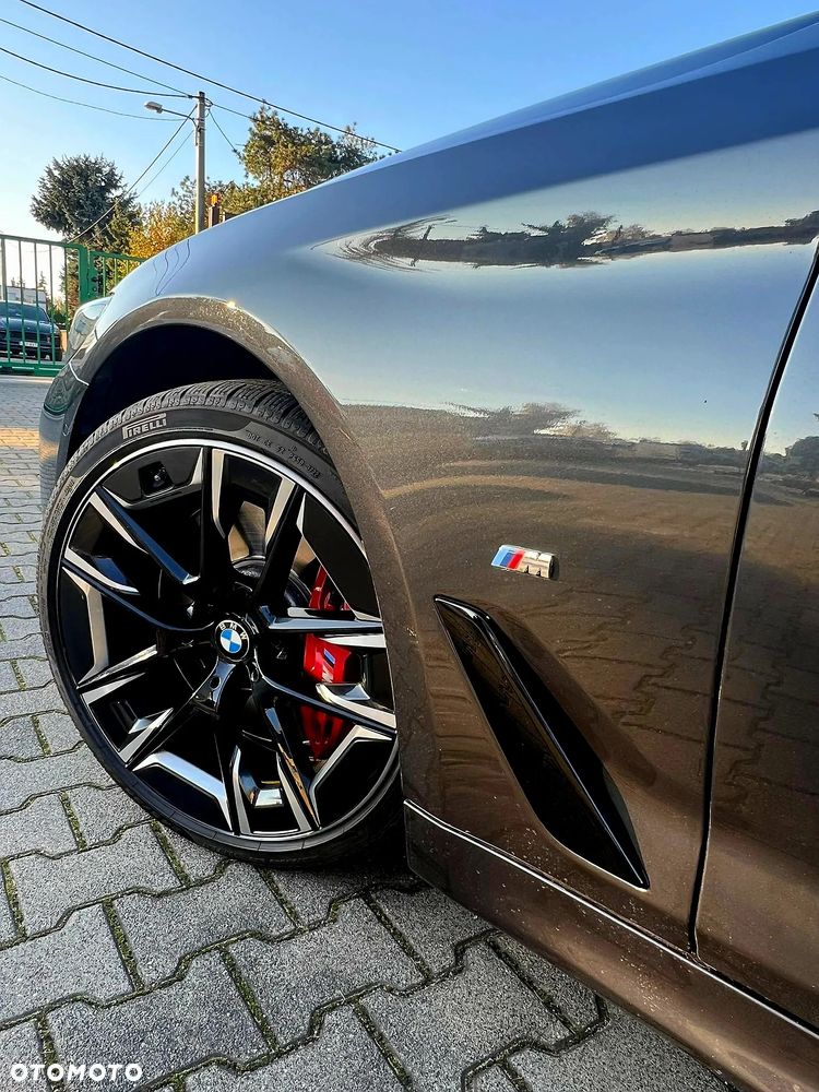 BMW Seria 5 540d xDrive Touring M Sport Edition - 27