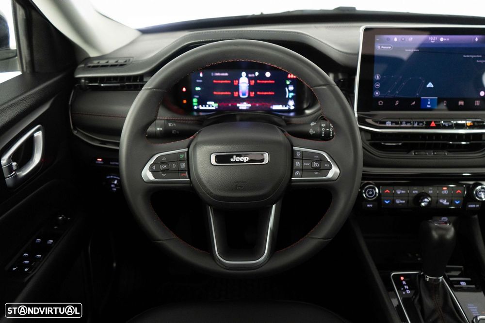 Jeep Compass - 28