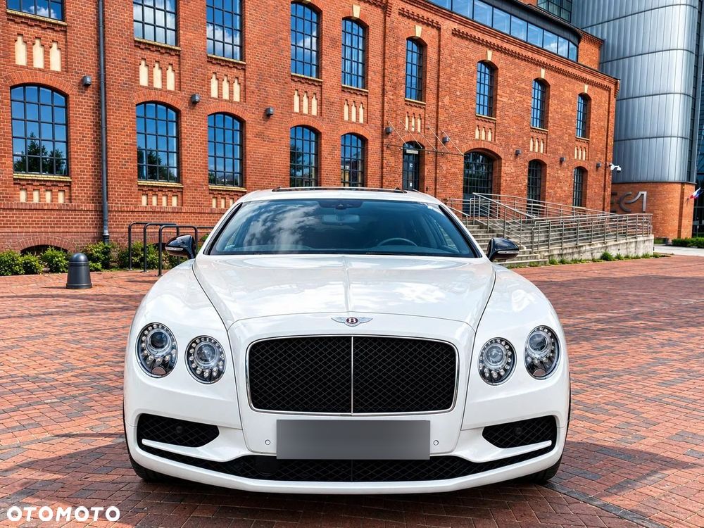Bentley Flying Spur - 2