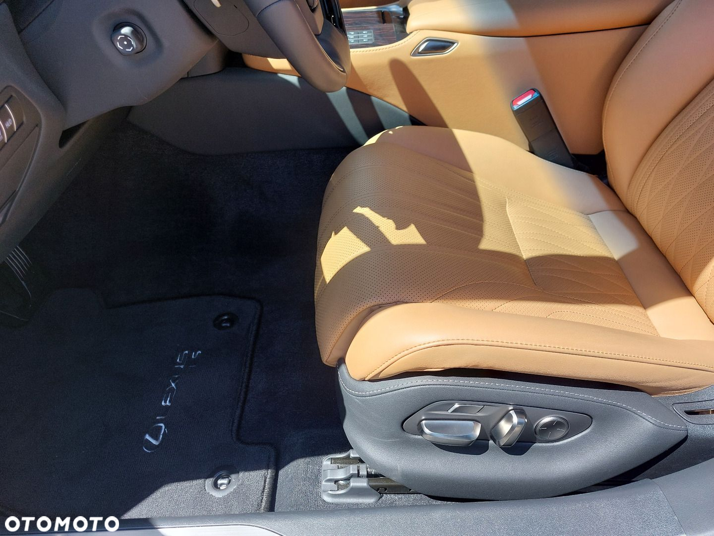 Lexus LS 500h Prestige AWD - 14