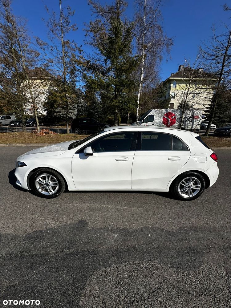 Mercedes-Benz Klasa A 180 7G-DCT Style - 3