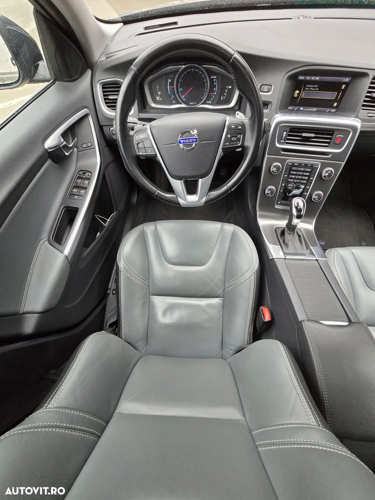 Volvo S60 T6 AWD Summum - 23