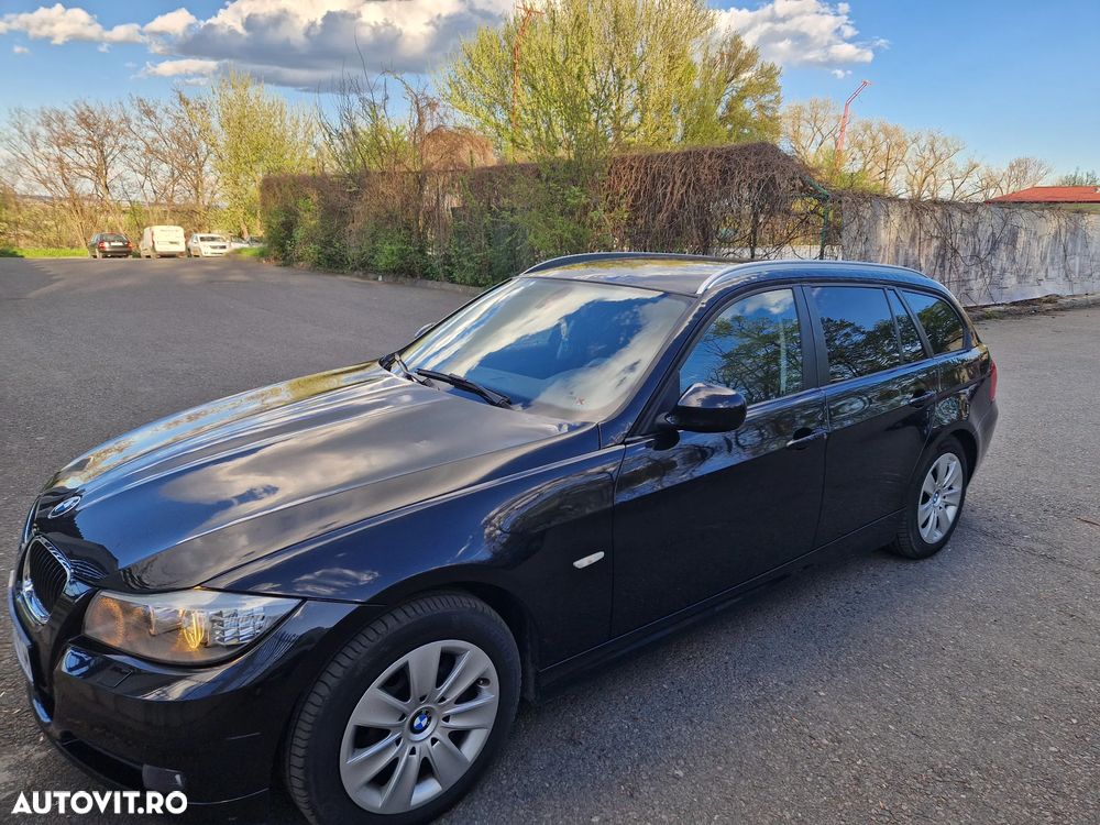 BMW Seria 3 318d DPF Aut. Edition Sport - 16
