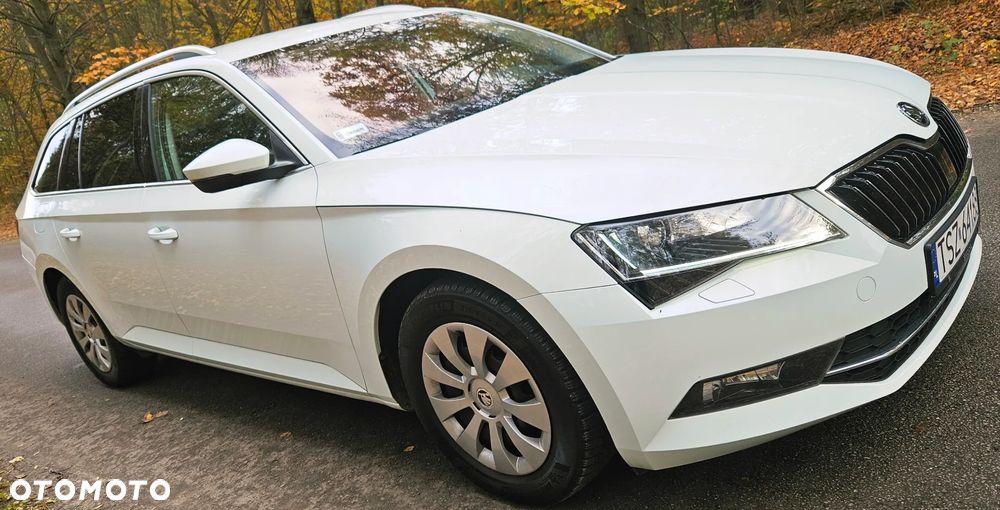 Skoda Superb 2.0 TDI Active DSG - 4