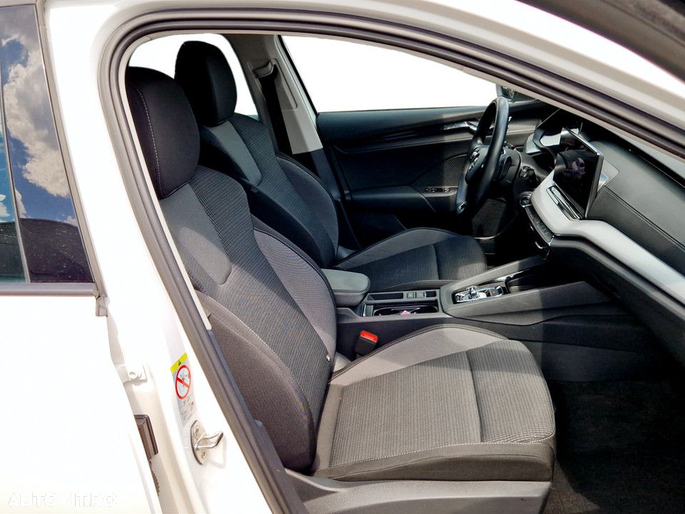 Skoda Octavia 2.0 TDI DSG Ambition - 15