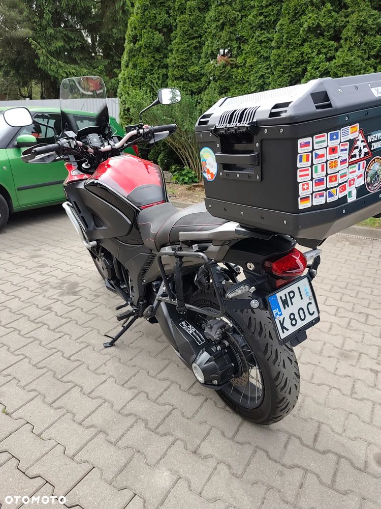 Honda VFR - 2