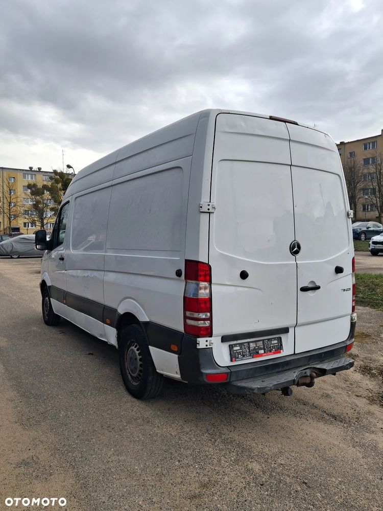 Mercedes-Benz Sprinter - 3