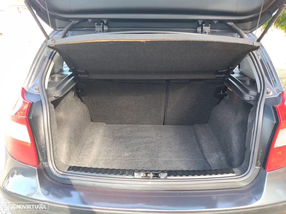 BMW 120 d Sport - 9