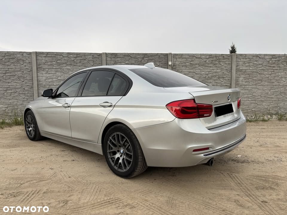 BMW 3 Series 2016 photo 4