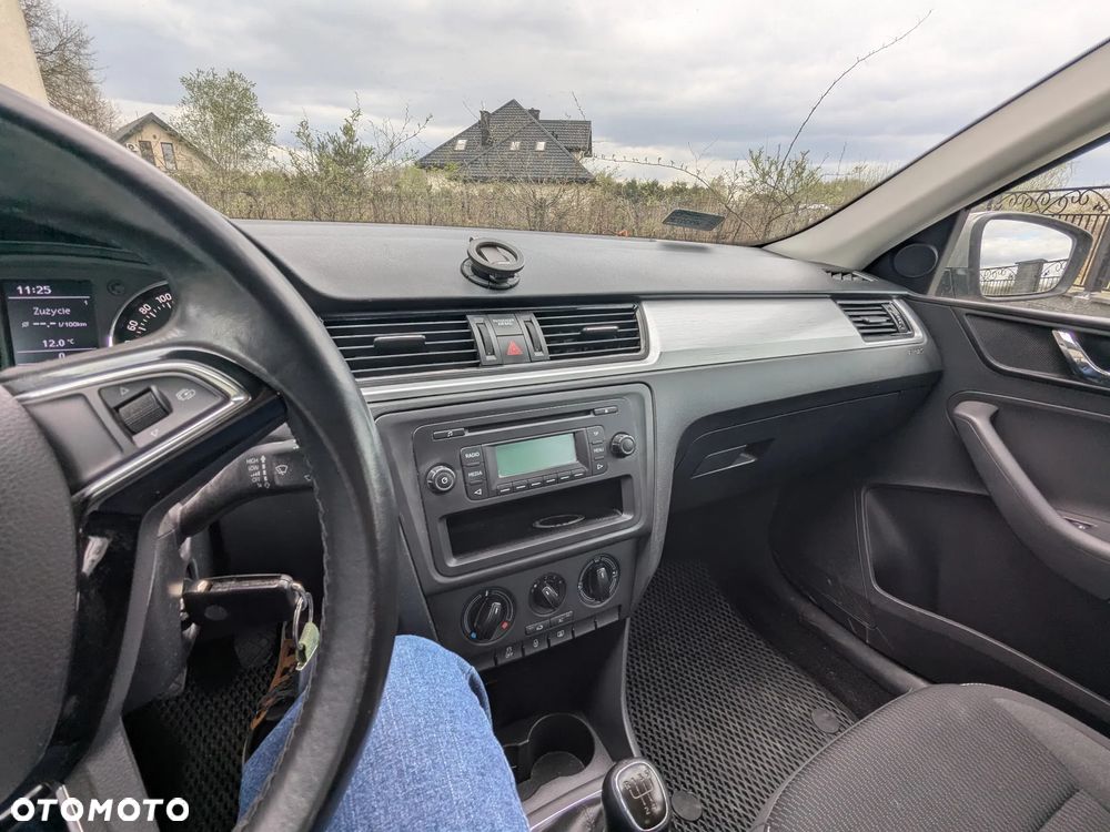 Skoda RAPID 1.2 TSI Ambition - 11