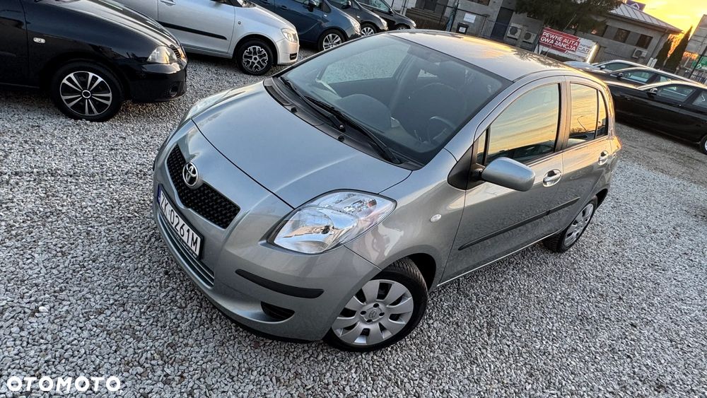 Toyota Yaris 1.3 Sol - 19