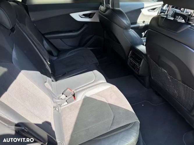 Audi Q8 - 15