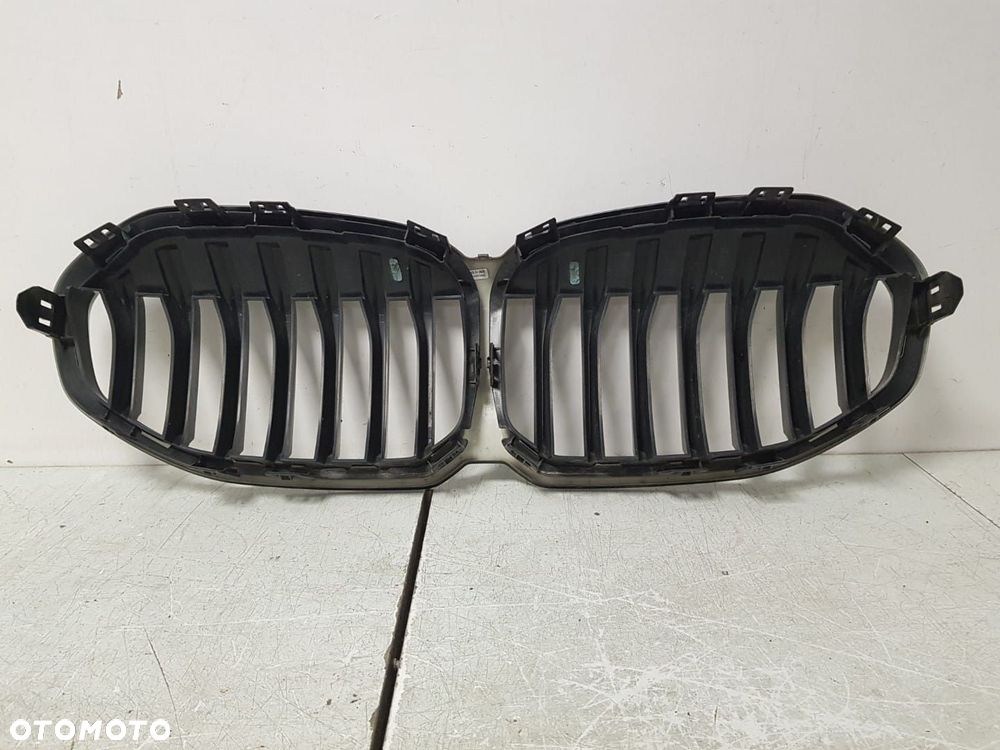 ORYGINALNY GRIL NERKI  BMW 1 F40 19-24  51135A39368 CZARNE SHADOW LINE - 8