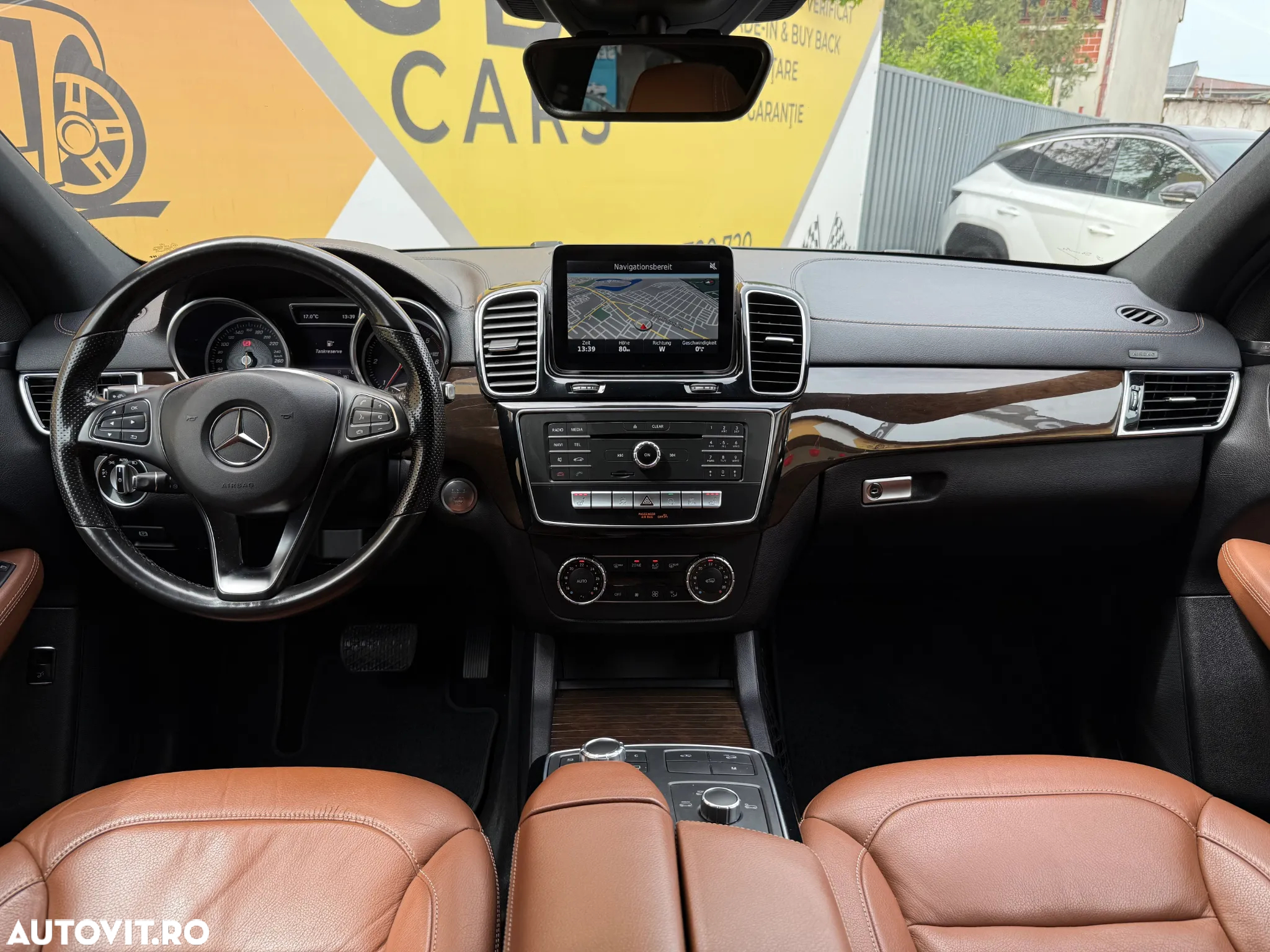 Mercedes-Benz GLE 350 d 4Matic 9G-TRONIC AMG Line - 4
