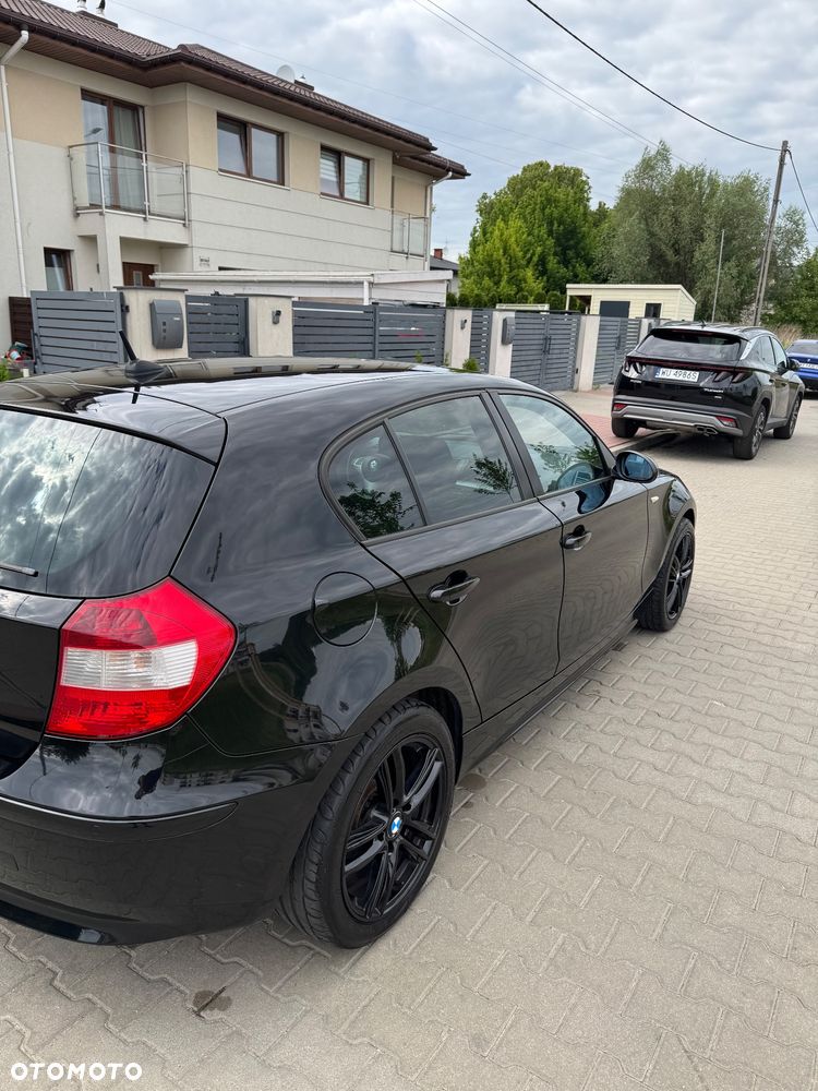 BMW Seria 1 120i - 6