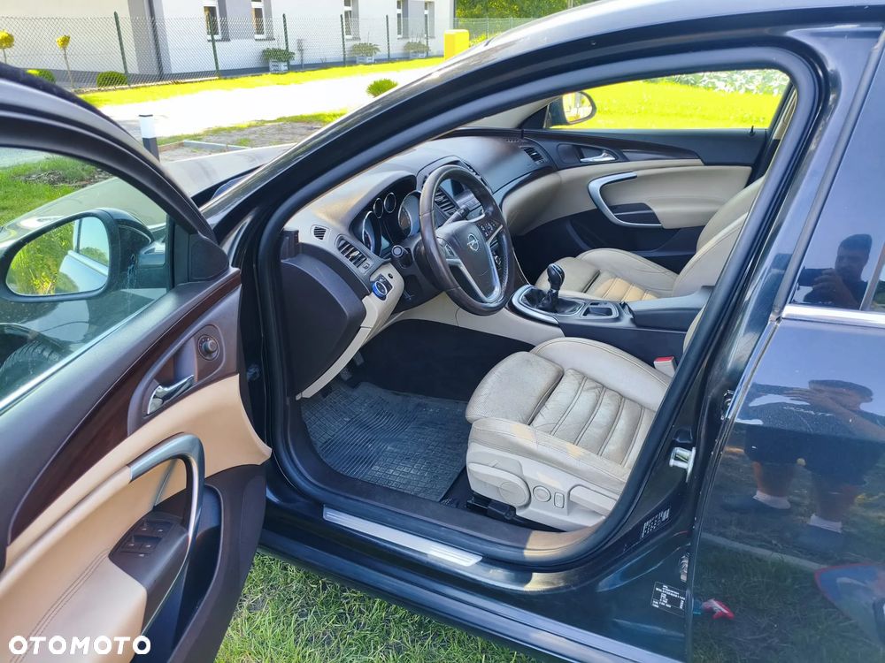 Opel Insignia 2.0 CDTI Cosmo - 11