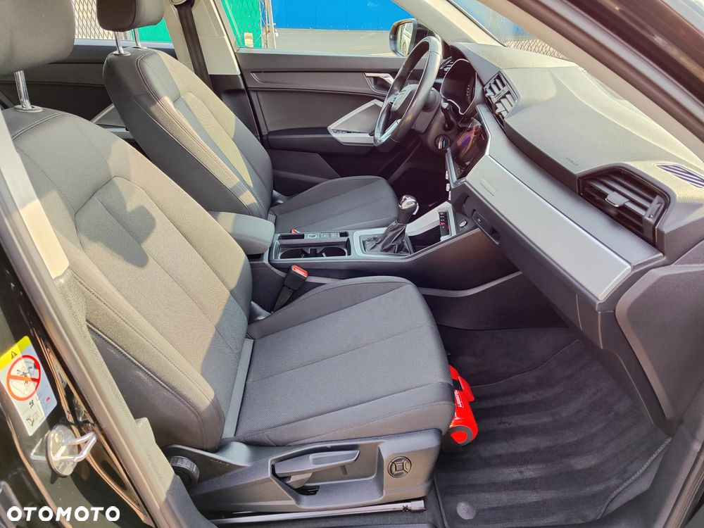 Audi Q3 35 TFSI Advanced S tronic - 11