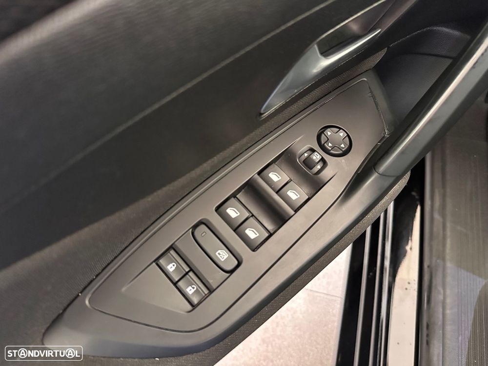 Peugeot 308 SW 1.5 BlueHDi Allure Pack EAT8 - 14