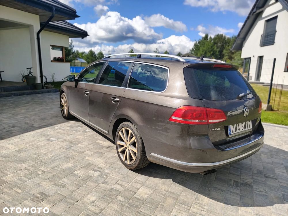 Volkswagen Passat 2.0 TDI Comfortline DSG - 3