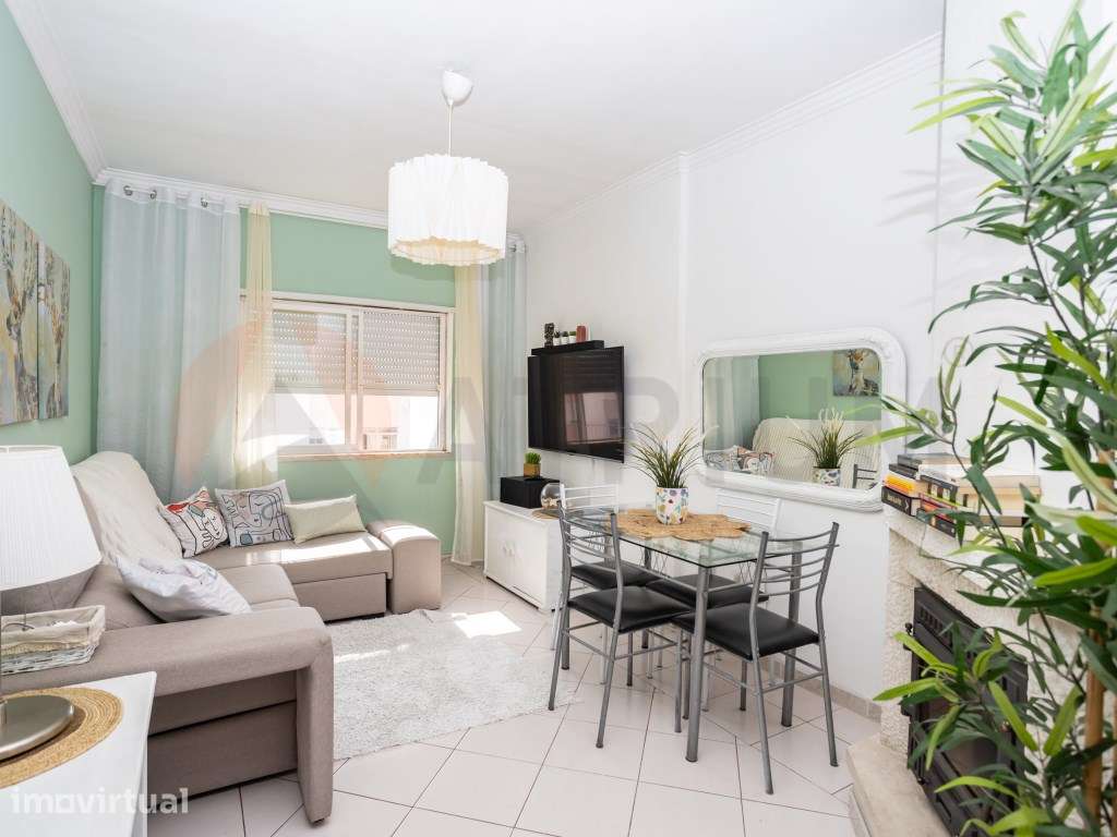 Apartamento T2 - Setúbal (Vale do Cobro) Remodelado com Varanda - Grande imagem: 2/30